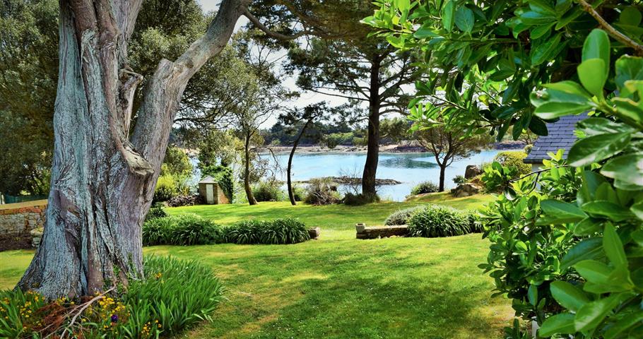 Locquirec - Paimpol, proche du Village Perrosien, camping à Perros-Guirec.