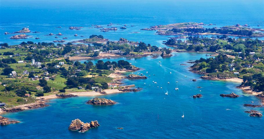 Bréhat, proche du Village Perrosien, camping à Perros-Guirec.