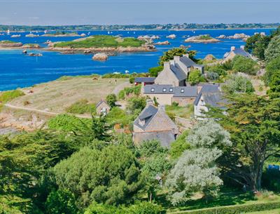 Bréhat, proche du Village Perrosien, camping à Perros-Guirec.