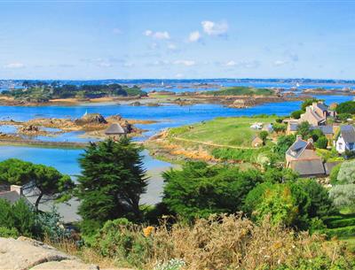 Bréhat, proche du Village Perrosien, camping à Perros-Guirec.