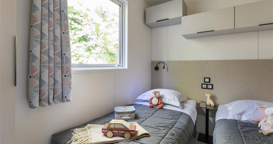 Cabane LUXE Perrosienne 3ch 6p à Perros Guirec  chambre enfants