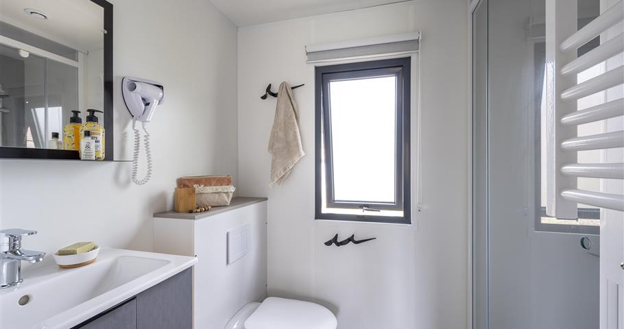 Confort 3ch 6p 2SDB à Perros Guirec au Village Perrosien Bretagne - salle de bain